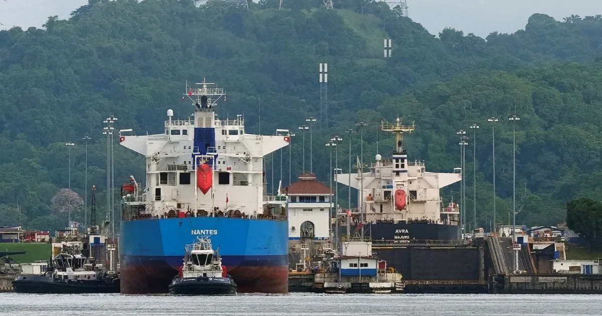 Ormuz cierra y el Canal de Panamá gana: récord de 521 millones de toneladas